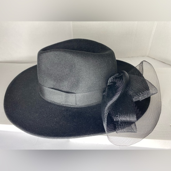 Felted Wool Fedora Hat In Black - Picture 11 of 12
